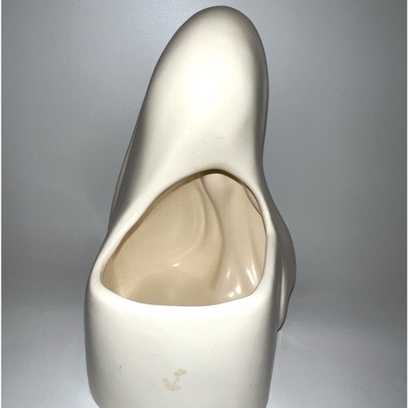 Mid Century Virgin Mary Madonna Vase Planter - Picture 3 of 10